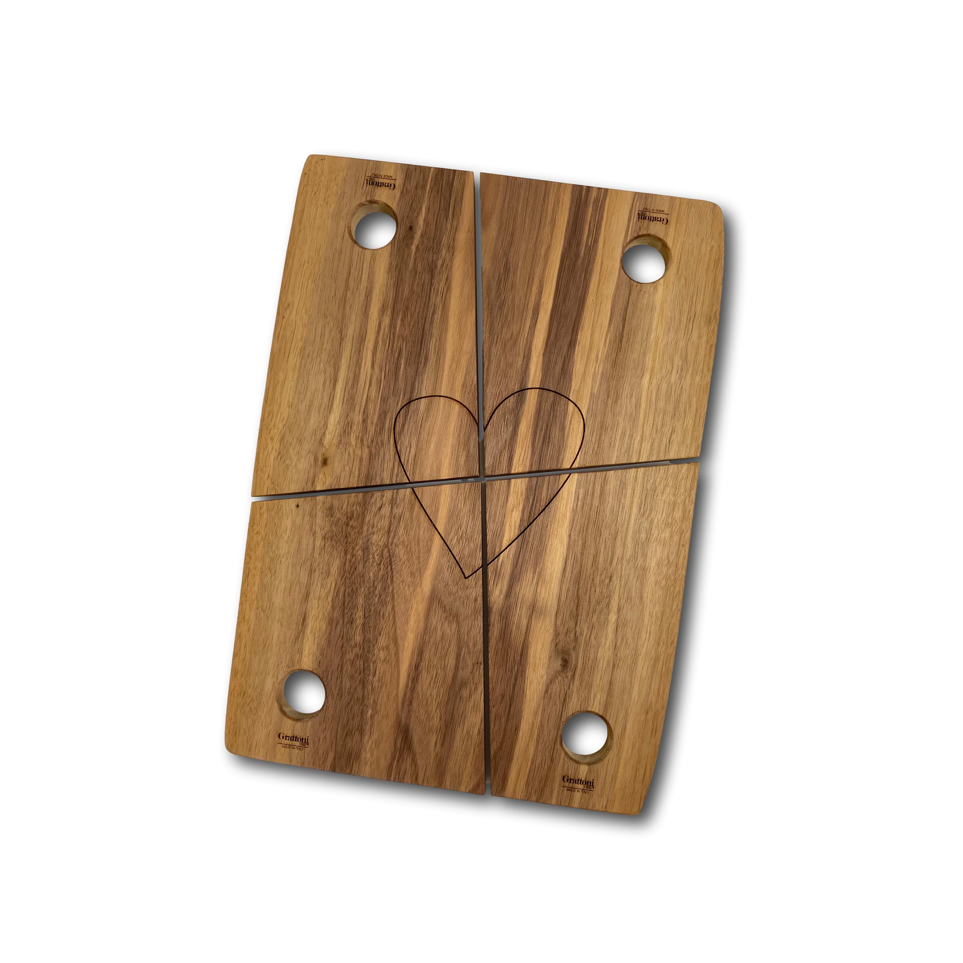 Tagliere 1x4 in noce con incisione a forma di cuore